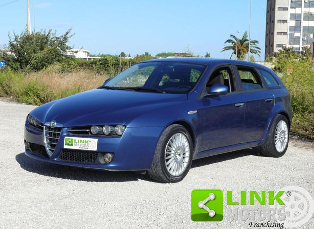 ALFA ROMEO 159 1.9 JTDm 16V Sportwagon Distinctive 