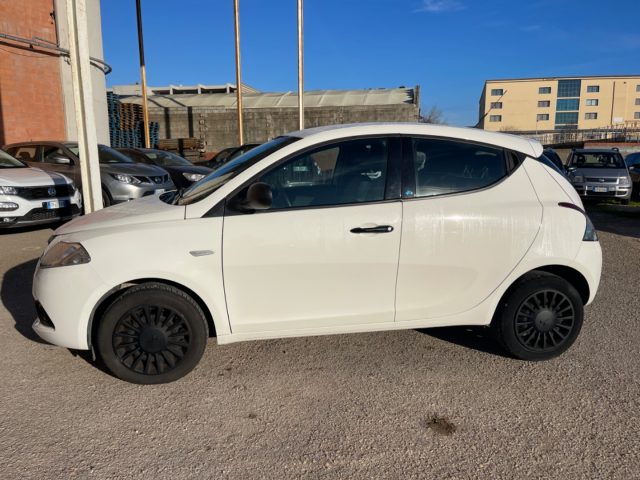 LANCIA Ypsilon 1.2 69 CV 5 porte 