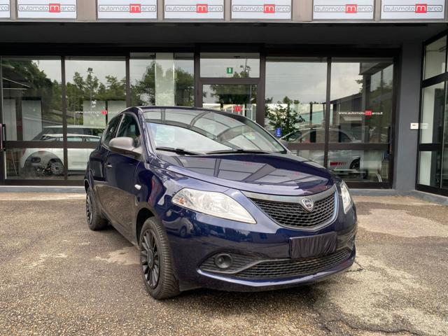 LANCIA Ypsilon 1.2 69 CV 5 porte Elefantino Blu NEOPATENTATO 