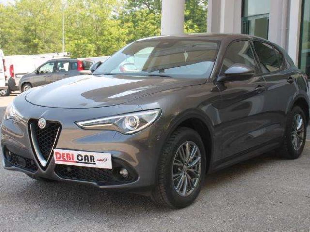 ALFA ROMEO Stelvio Q4- AT8 