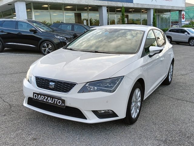 SEAT Leon Bianco pastello