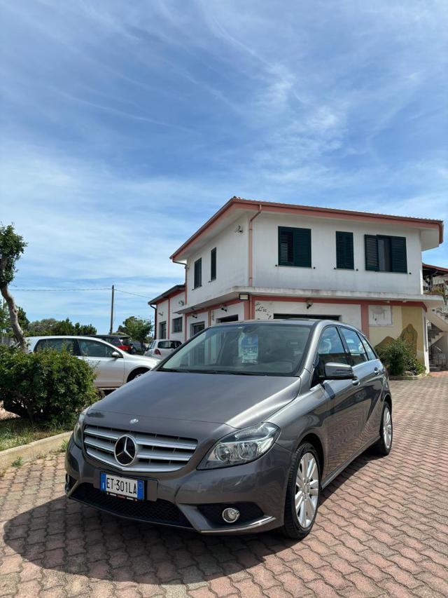 MERCEDES-BENZ B 180 CDI Premium 