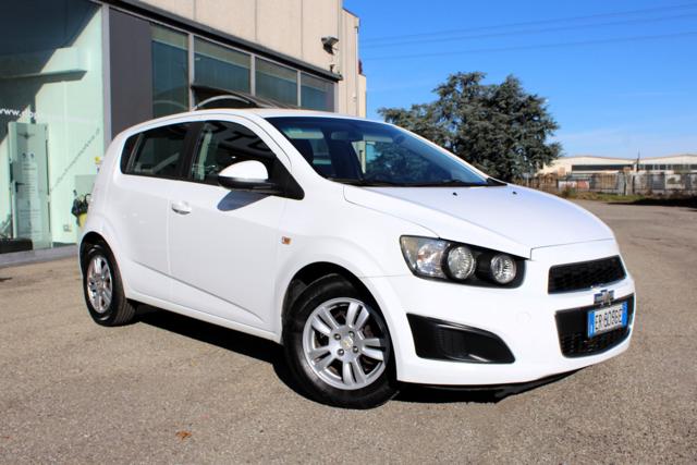 CHEVROLET Aveo Bianco metallizzato