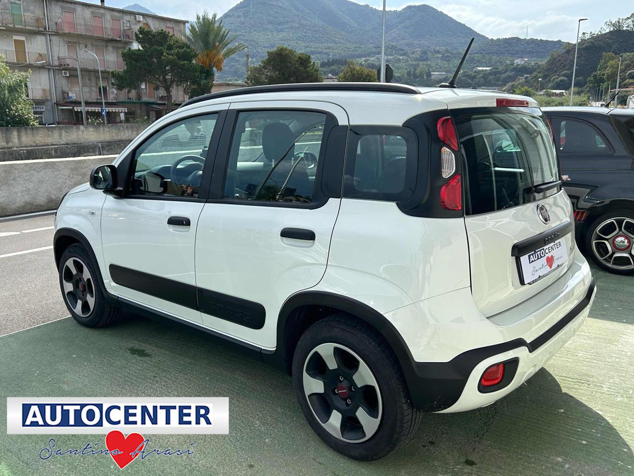 FIAT Panda Cross 1.0 FireFly S&S Hybrid - 4