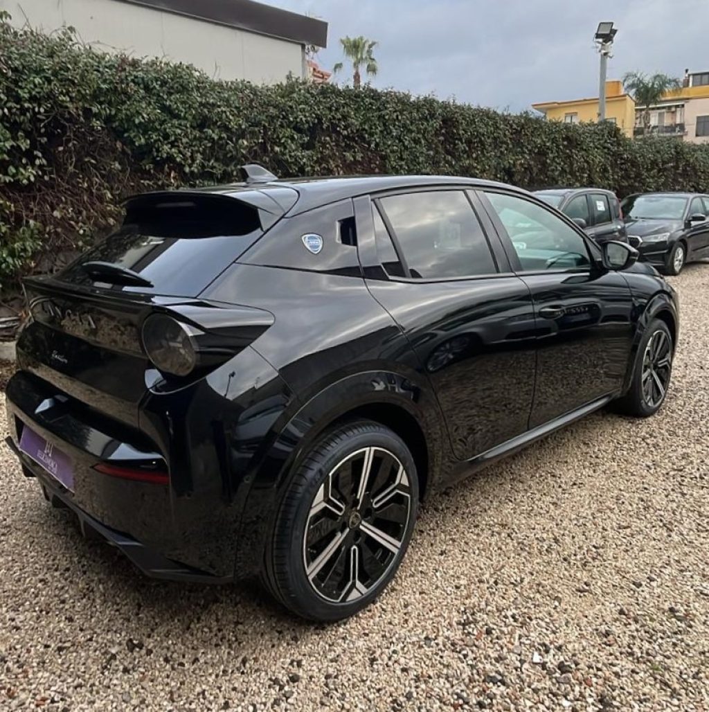 LANCIA Ypsilon Hybrid e-DCT LX - 7