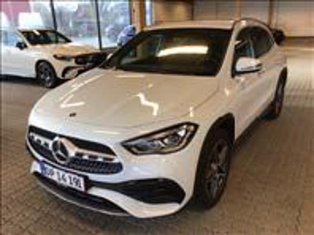 MERCEDES-BENZ GLA 250 e Plug-in hybrid Automatic amg line 