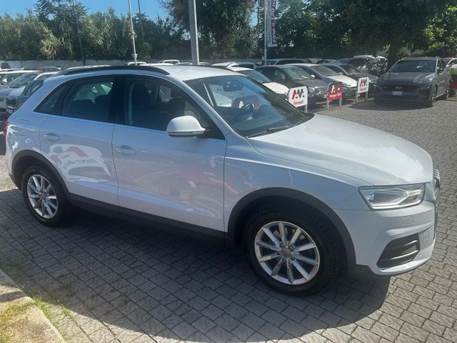 AUDI Q3 2.0 TDI 120 CV S tronic Business 