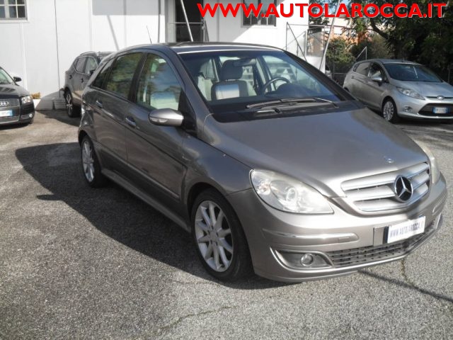 MERCEDES-BENZ B 180 Grigio metallizzato