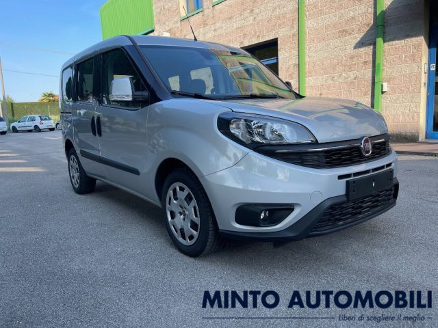 FIAT Doblo COMBI 1.6 MJT 120 CV LOUNGE AUTOCARRO 5 POSTI 