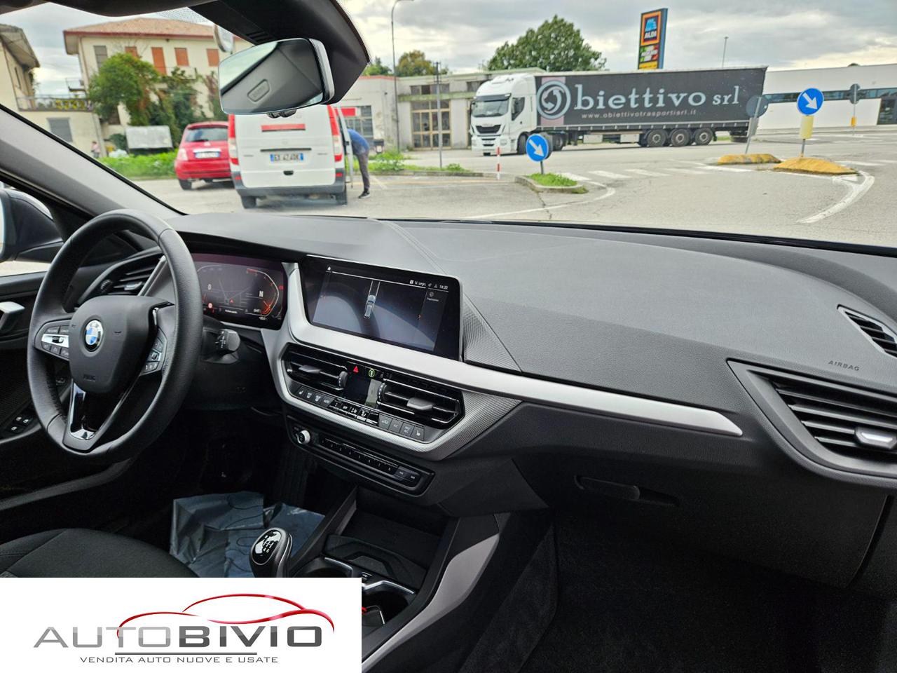 BMW 116 d 5p. Business Advantage - 29