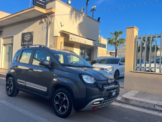 FIAT Panda 1.0 Hybrid City Cross Usato