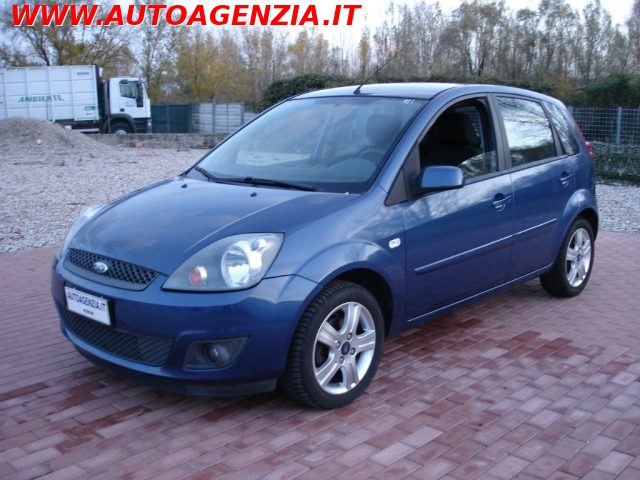 FORD Fiesta Blu metallizzato