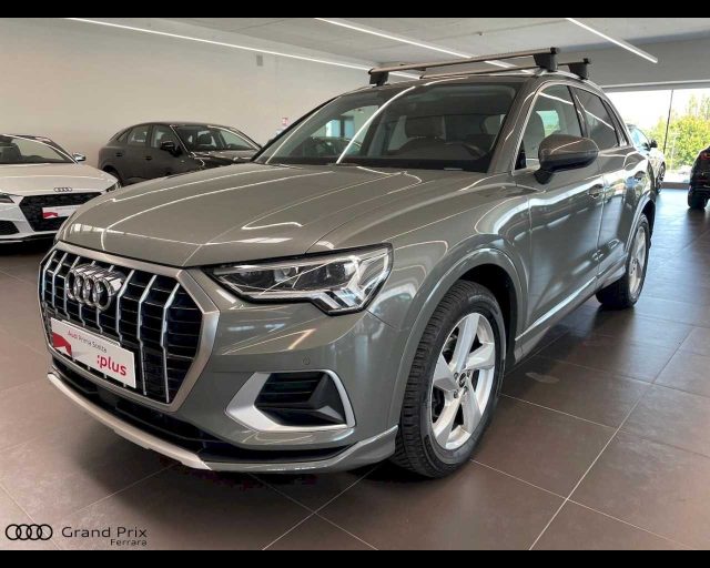 AUDI Q3 35 TDI quattro S tronic Business Advanced 