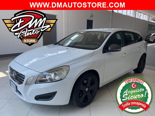 VOLVO V60 D2 1.6 Powershift Momentum 