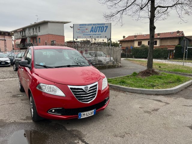 LANCIA Ypsilon 1.2 69 CV 5 porte GPL Ecochic Gold 