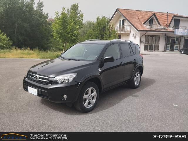 TOYOTA RAV 4 Luxury 2.2 D-CAT 