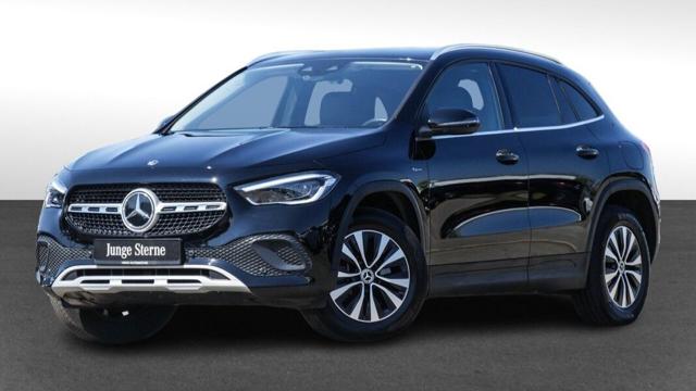 MERCEDES-BENZ GLA 250 Schwarz metallisiert