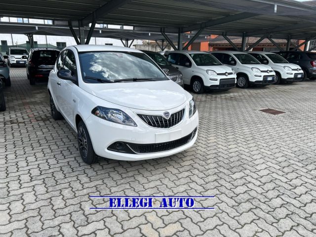 LANCIA Ypsilon Bianco extraserie pastello