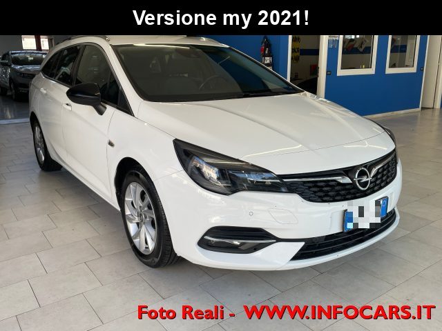 OPEL Astra Bianco pastello