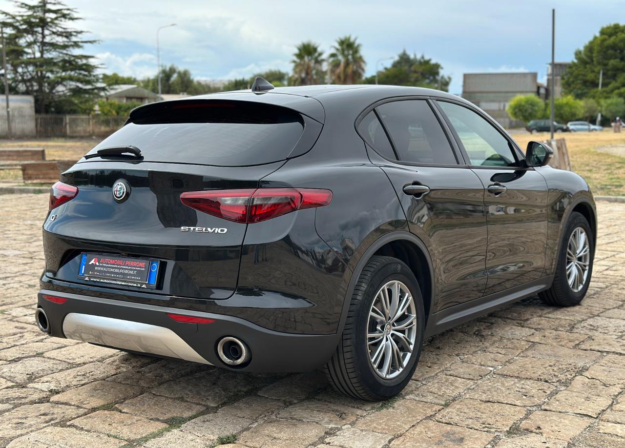 ALFA ROMEO Stelvio 2.2 TD 190cv AT8 Q4 MY20 (Navi/APP/Retro/LED) - 13