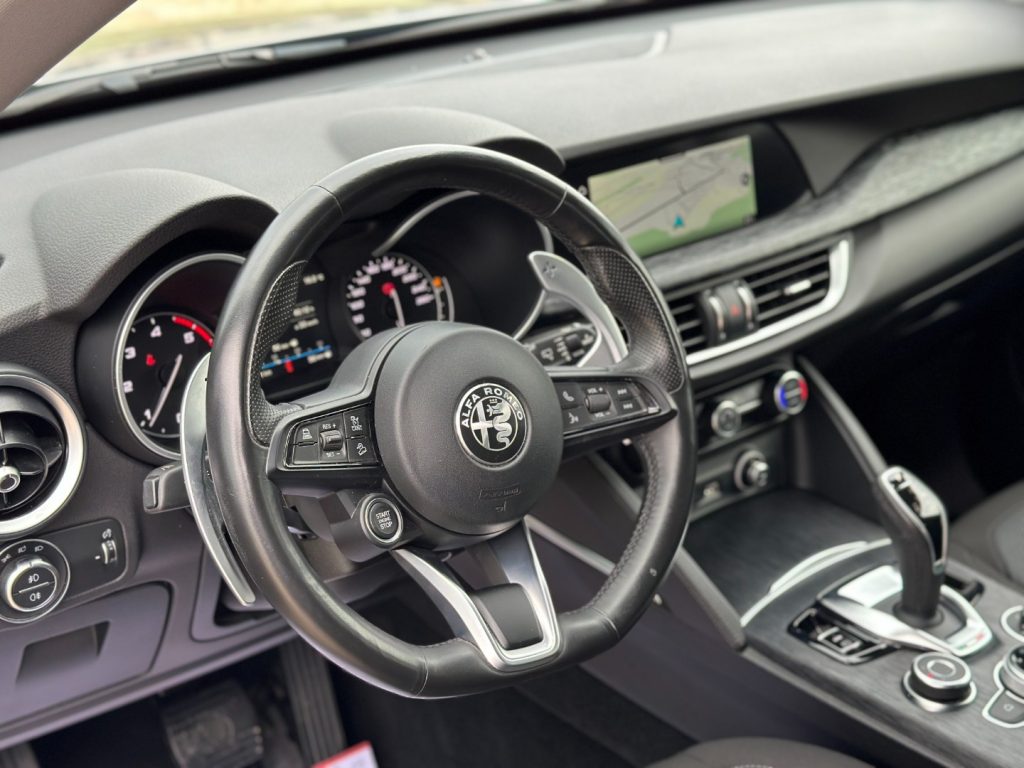 ALFA ROMEO Stelvio 2.2 TD 190cv AT8 Q4 MY20 (Navi/APP/Retro/LED) - 20