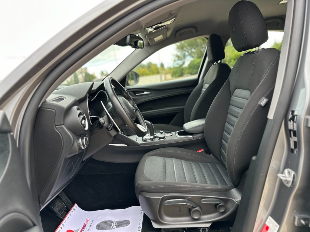 ALFA ROMEO Stelvio 2.2 TD 190cv AT8 Q4 MY20 (Navi/APP/Retro/LED) - 6