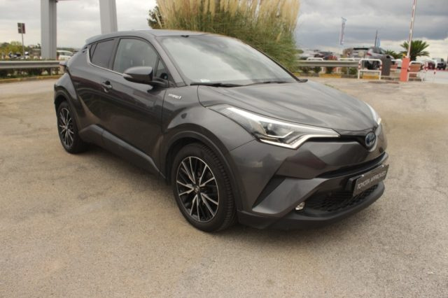 TOYOTA C-HR 1.8 Hybrid E-CVT Lounge 