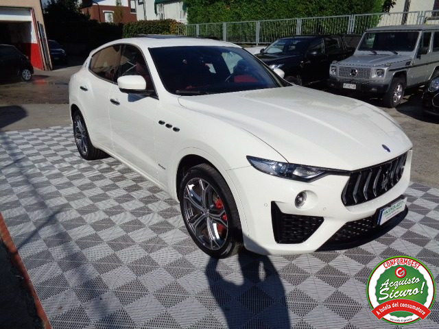 MASERATI Levante GRANSPORT AWD.CERCHI 21..TETTO APRIBILE..TELECAMER 