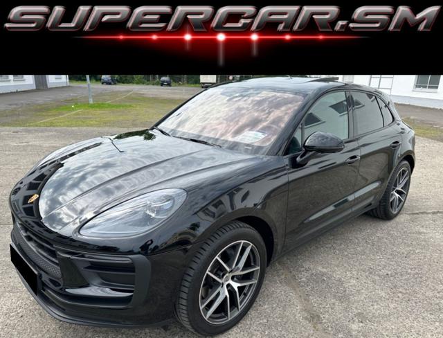 PORSCHE Macan Nero metallizzato