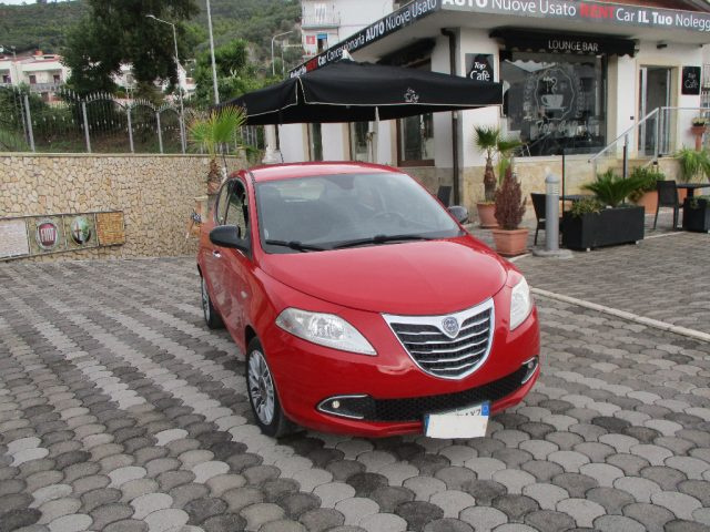 LANCIA Ypsilon 1.2 69 CV 5 porte GPL Ecochic Platinum 