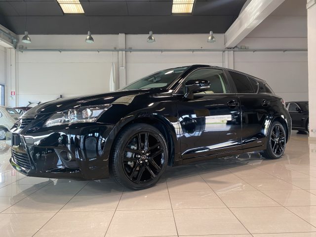 LEXUS CT 200h Hybrid Black Style INTROVABILE CON 30.000 KM 