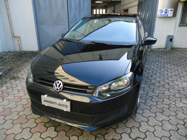 VOLKSWAGEN Polo Nero pastello