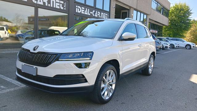 SKODA Karoq Bianco pastello