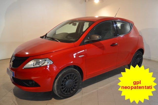 LANCIA Ypsilon 1.2 69 CV 5 porte GPL Ecochic Elefantino Blu 