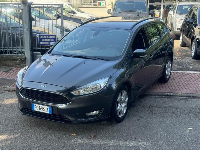 FORD Focus Grigio scuro metallizzato