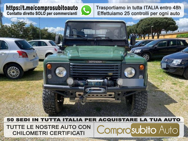 LAND ROVER Defender Couleur verte Pastel