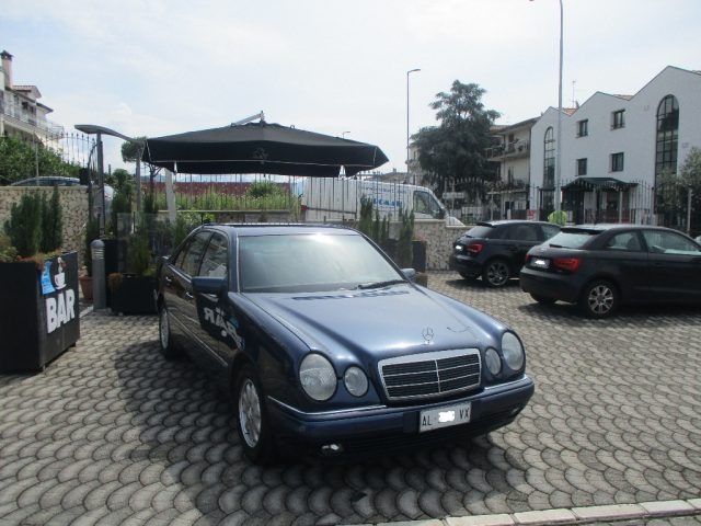 MERCEDES-BENZ E 200 cat Avantgarde 