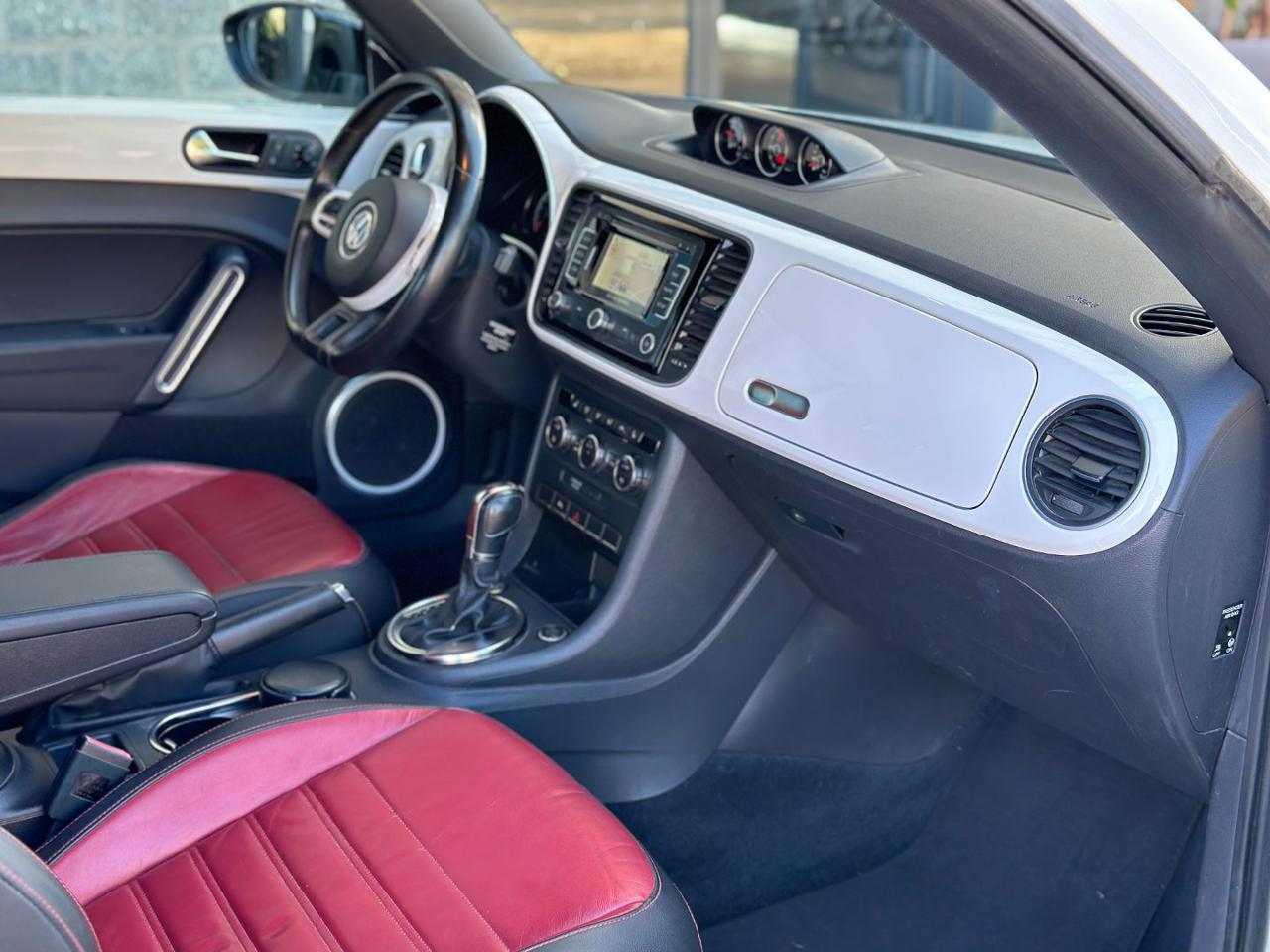 VOLKSWAGEN Maggiolino Cabrio 1.4 TSI DSG Sport 60s (Fender/LED/Auto) - 9