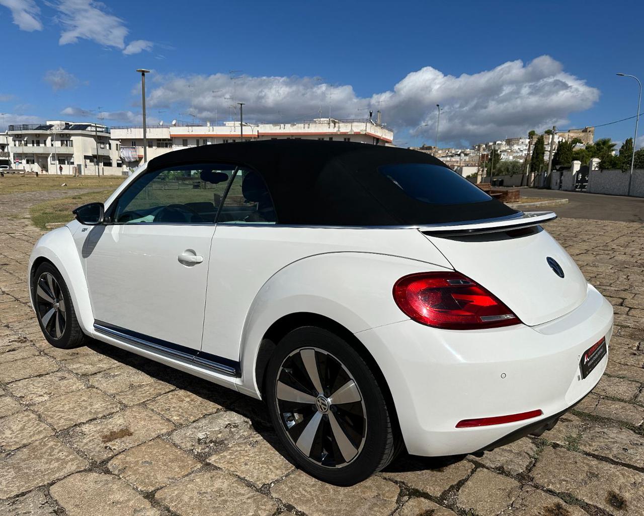 VOLKSWAGEN Maggiolino Cabrio 1.4 TSI DSG Sport 60s (Fender/LED/Auto) - 15