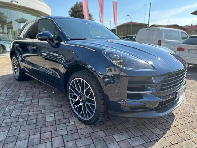 PORSCHE Macan Blu metallizzato