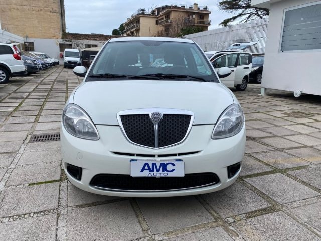 LANCIA Ypsilon 1.2 Oro 