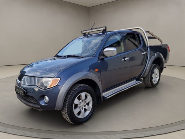 MITSUBISHI L200 2.5 DI-D/136CV Double Cab Invite 