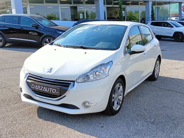 PEUGEOT 208 1.4 8V HDi 68CV 5p. Allure 