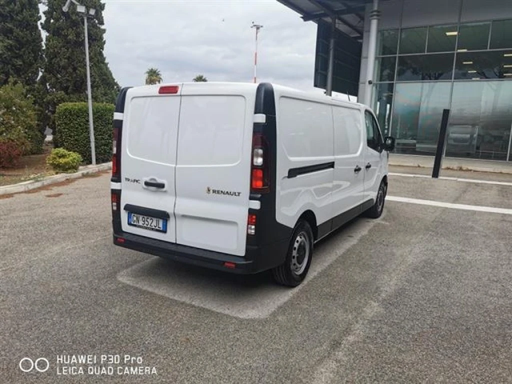 RENAULT Trafic T30 2.0 dci 150cv energy L2H1 Start - 3
