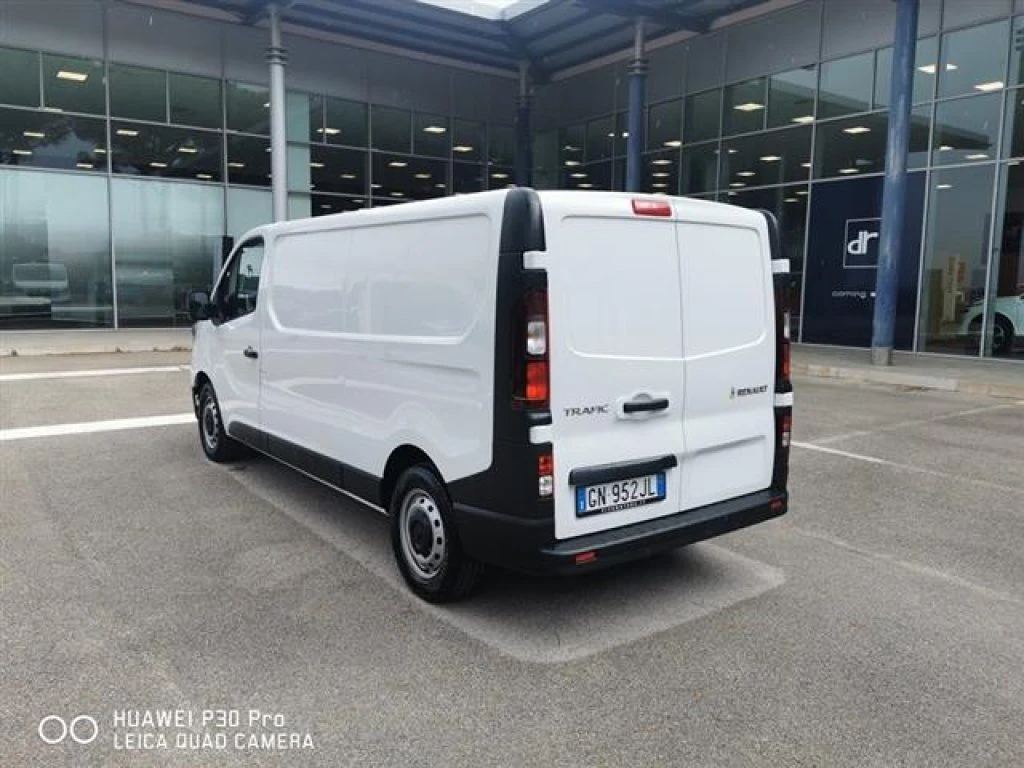 RENAULT Trafic T30 2.0 dci 150cv energy L2H1 Start - 8