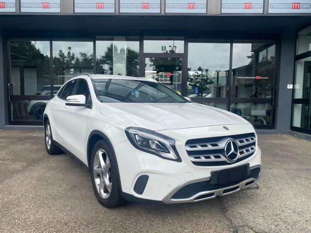 MERCEDES-BENZ GLA 200 d Automatic 4Matic Premium AUTOMATICA 