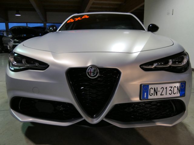 ALFA ROMEO Giulia Hellblau pearled