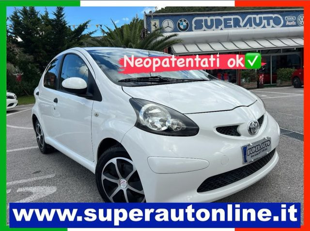 TOYOTA Aygo 1.0 12V VVT-i 5 porte Active Connect 