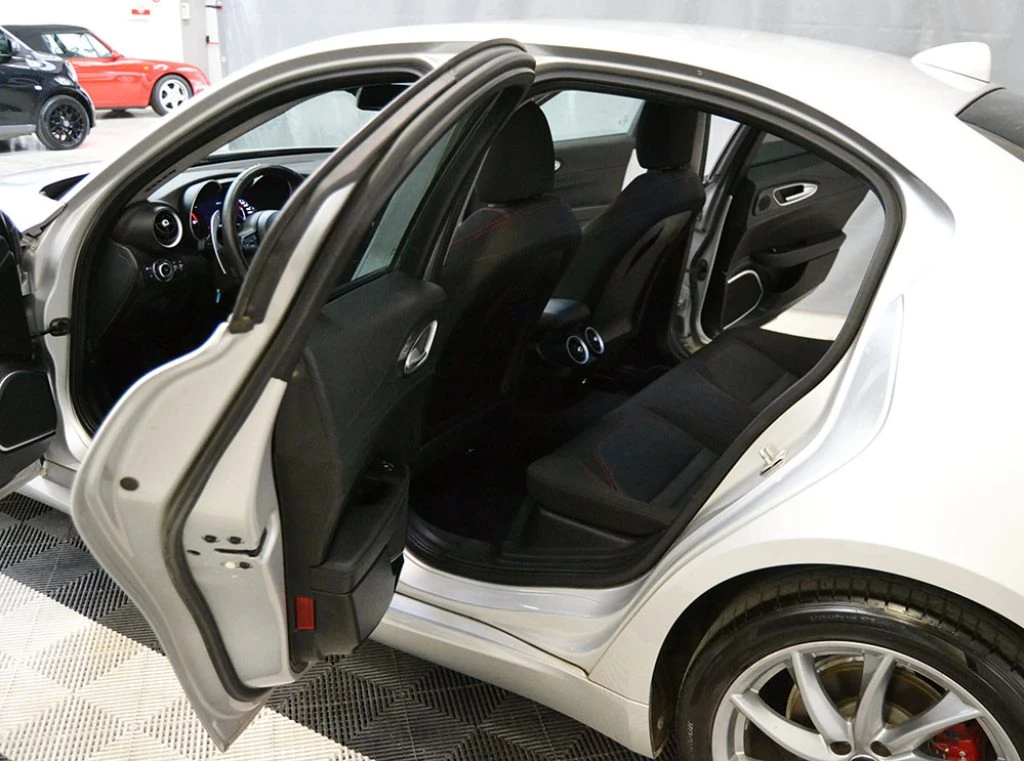 ALFA ROMEO Giulia 2.2 Turbodiesel 160 CV AT8 Rosso Edizione PROMO - 3