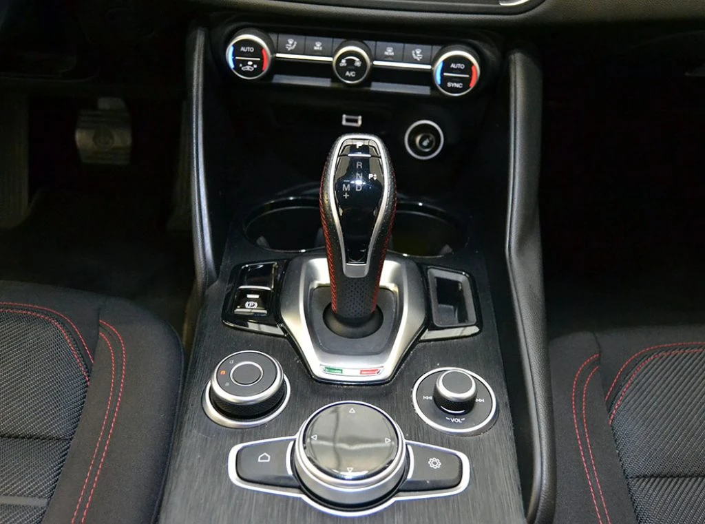 ALFA ROMEO Giulia 2.2 Turbodiesel 160 CV AT8 Rosso Edizione PROMO - 11